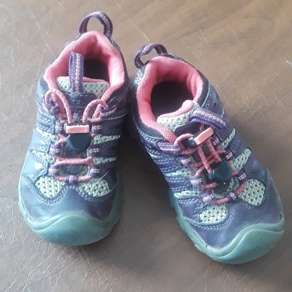 Girls Keen Joey shoe size 8